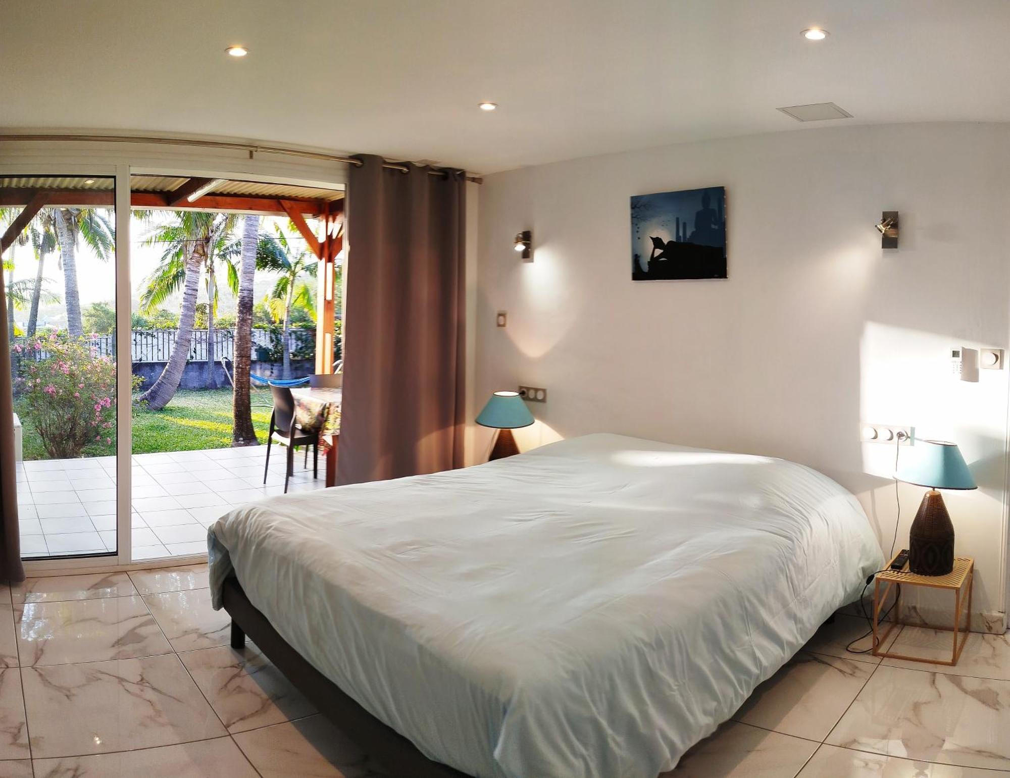 Maison Les Cocotiers De Plaiz'Anse Petite-Île Bagian luar foto